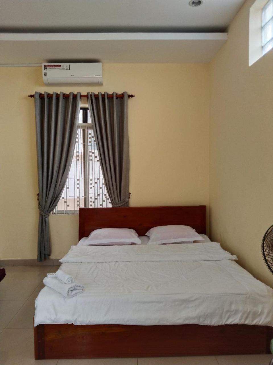 Room 12 - Studio In A Villa 5Mn Walk From The Royal Palace With Swimming Pool Phnom-Penh Buitenkant foto