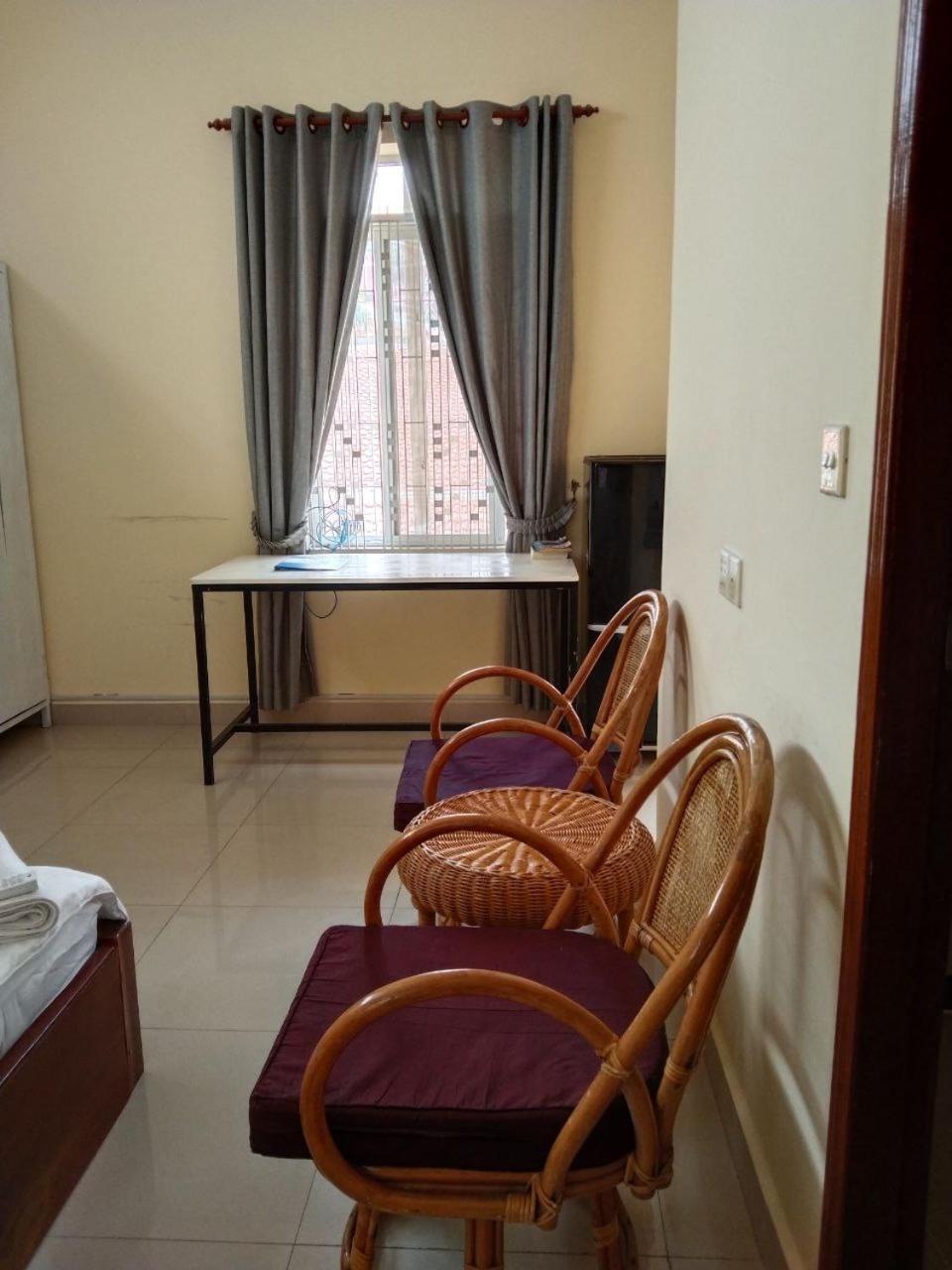 Room 12 - Studio In A Villa 5Mn Walk From The Royal Palace With Swimming Pool Phnom-Penh Buitenkant foto
